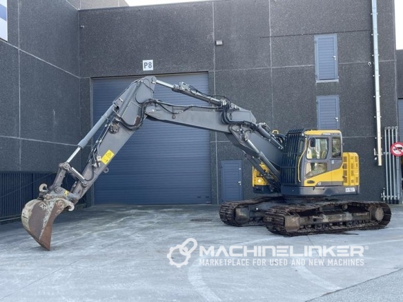Volvo ECR 235 DL