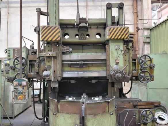 TOS SK 12