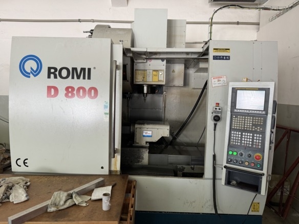 ROMI  D 800