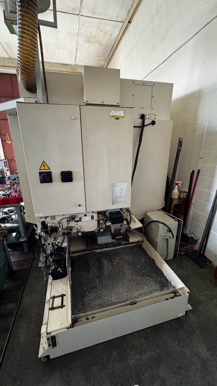 FANUC  Robodrill 4AX