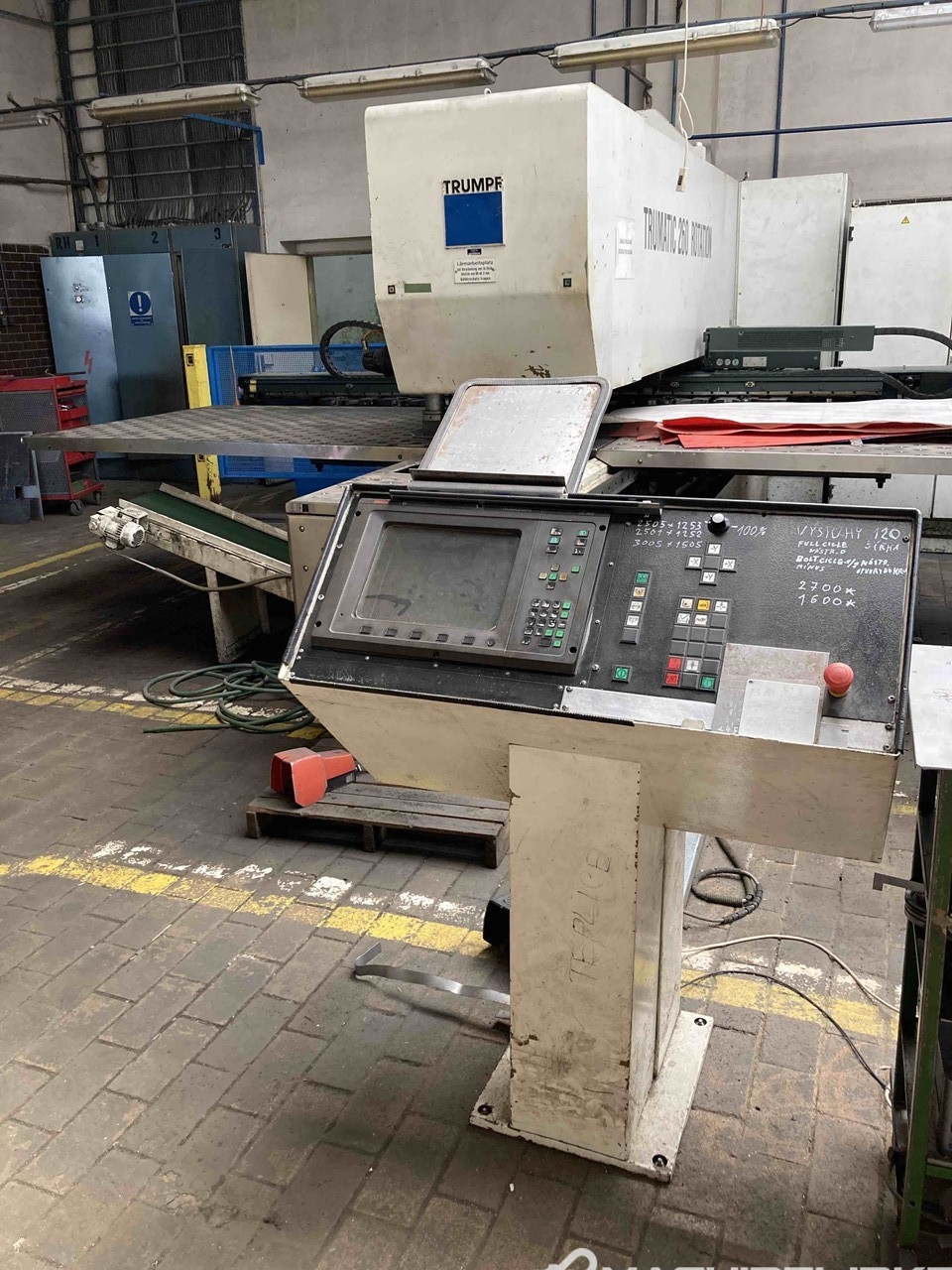09376-01 Trumpf Trumatic 260 Rotation