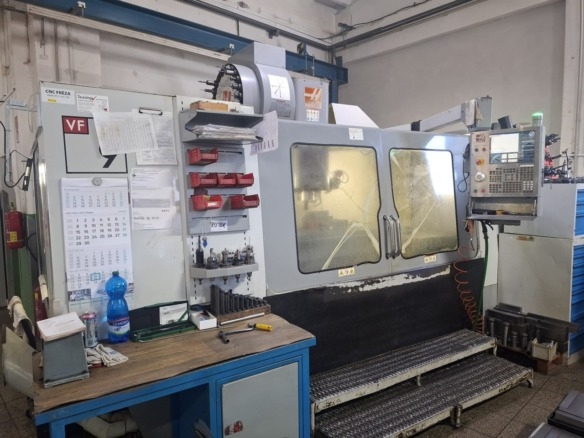 HAAS  VF 9