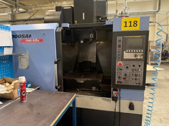 DOOSAN DNM 400 A