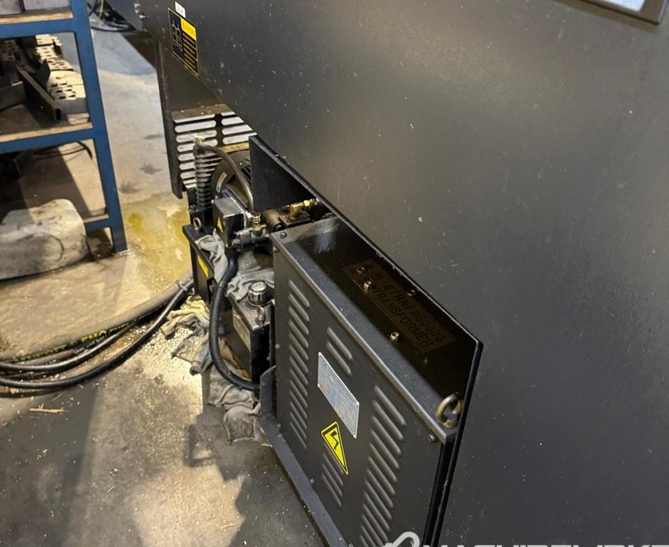 DOOSAN PUMA 2600