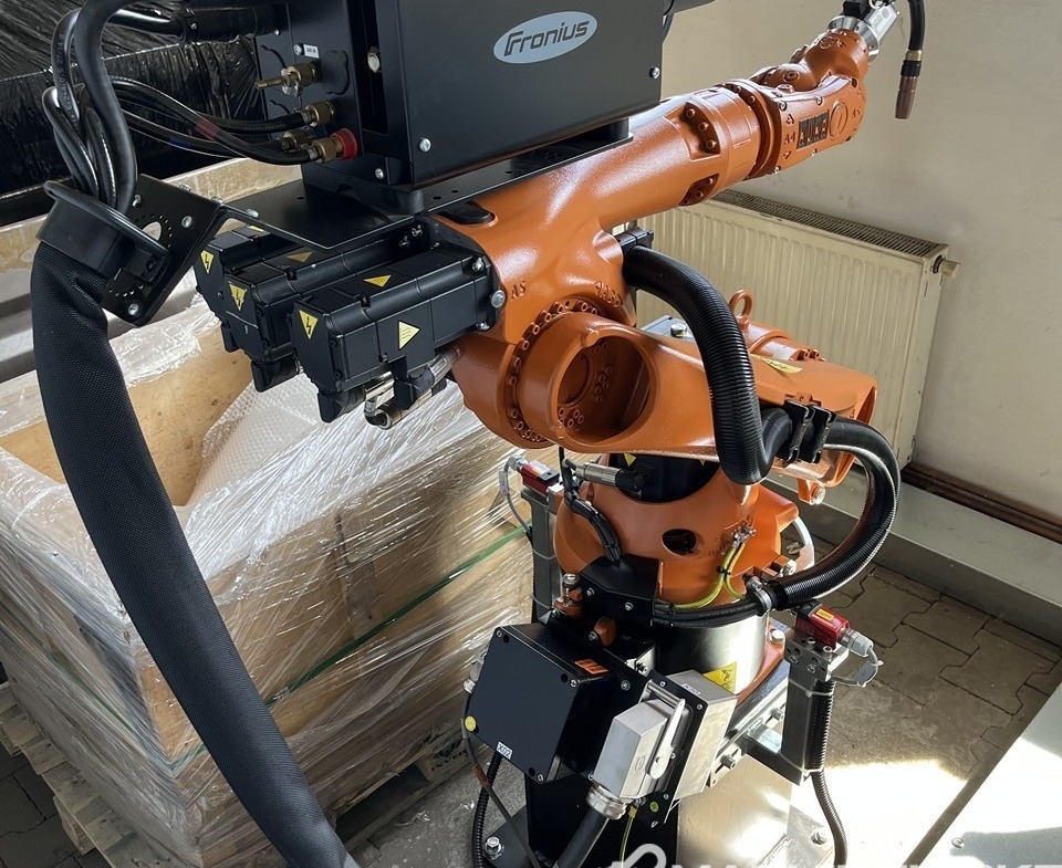 KUKA  KR 5 ARC