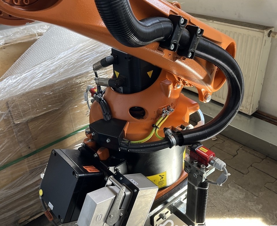 KUKA  KR 5 ARC
