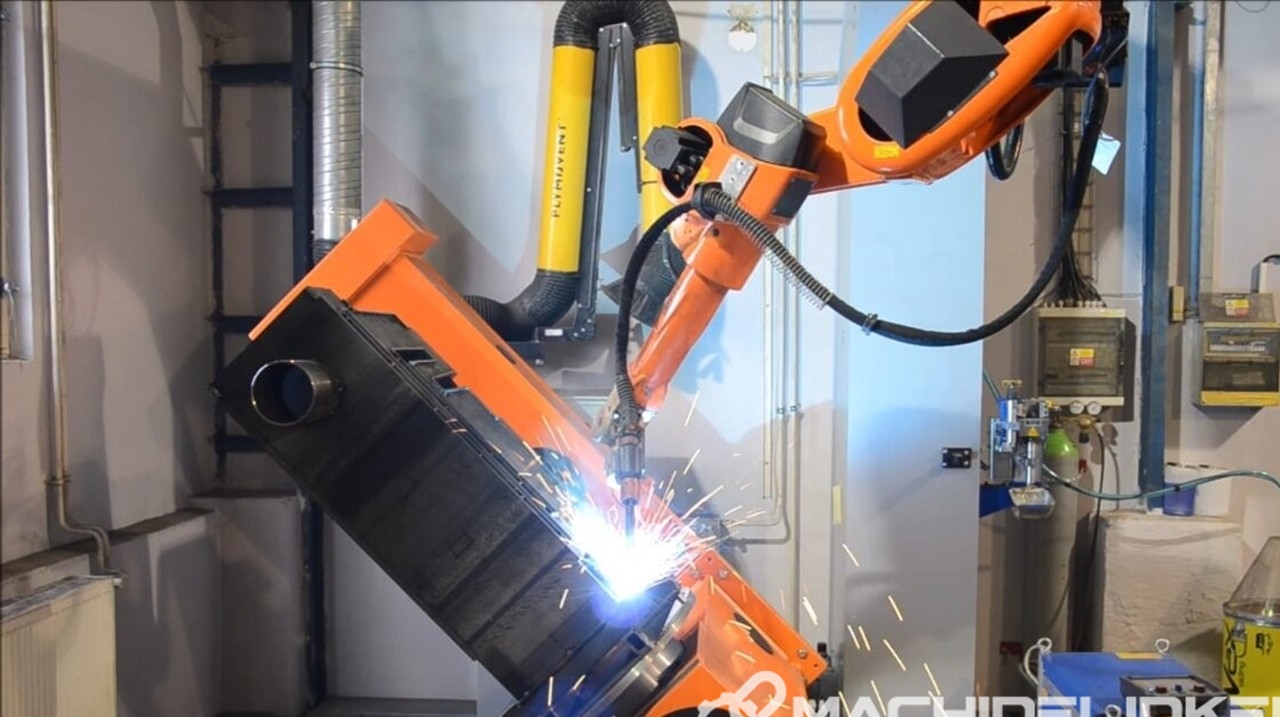 09507-02 Cloos Welding robot