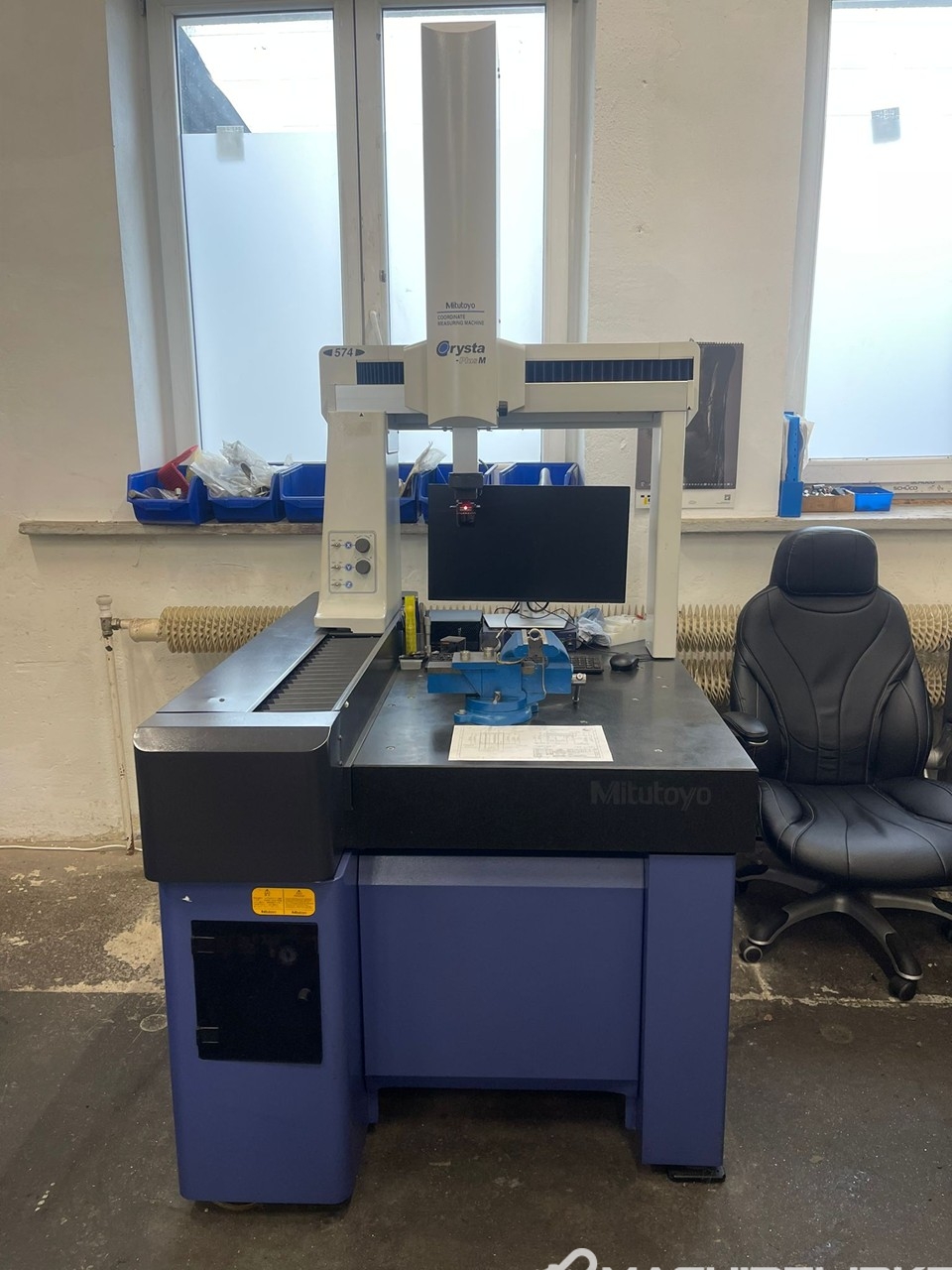 09541-01 Mitutoyo Crysta Plus M574