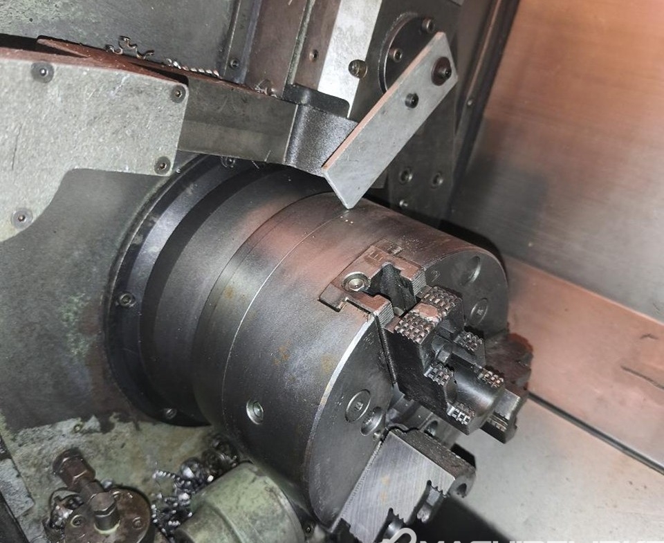 Haas EC 400 4AX HE