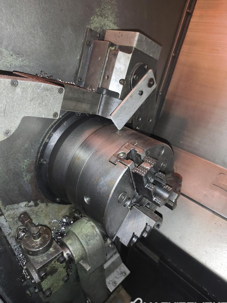 Haas EC 400 4AX HE