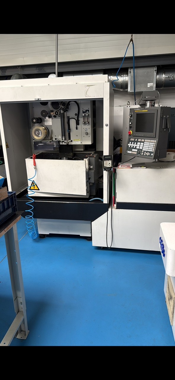 FANUC Robocut Alpha-0iC A04B